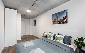 New Place Next To Vistula & Wawel Castle